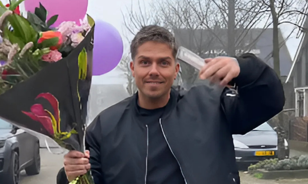 Verschrikkelijk nieuws voor Andr&eacute; Hazes: &acute;Nieuwe vriendin Noa opgenomen in het ziekenhuis&acute;