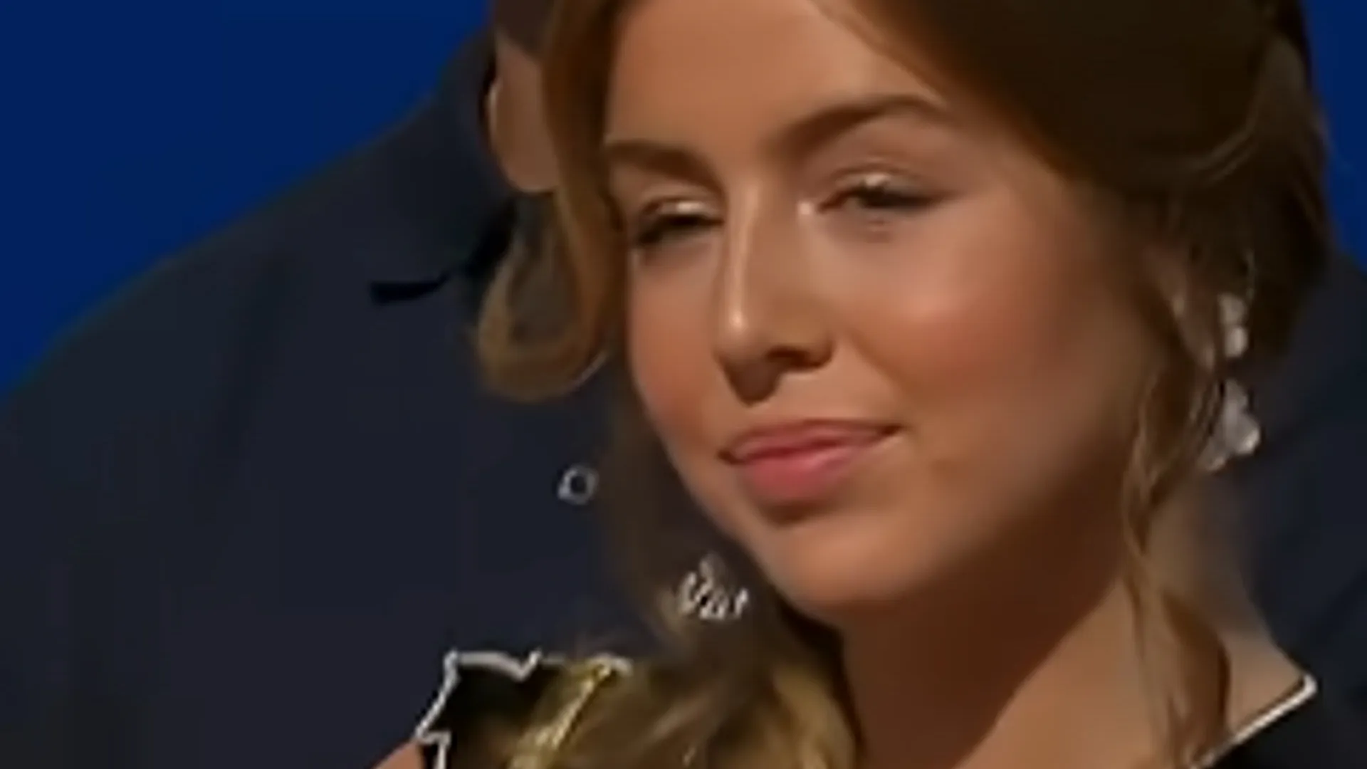 Prinses Alexia tijdens een interview