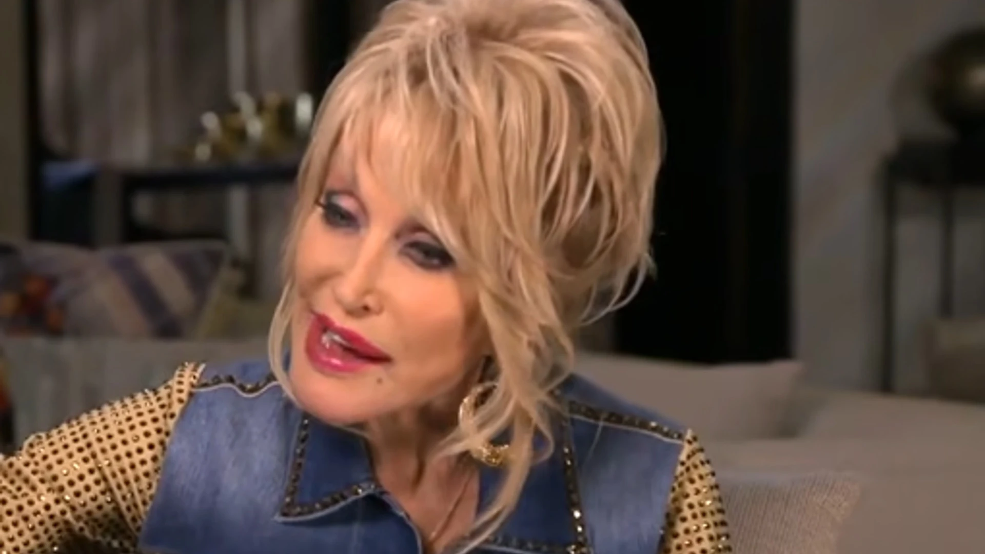 Doodsoorzaak Dolly Parton bekend: &acute;Dit gebeurde er vlak voor haar overlijden&acute;