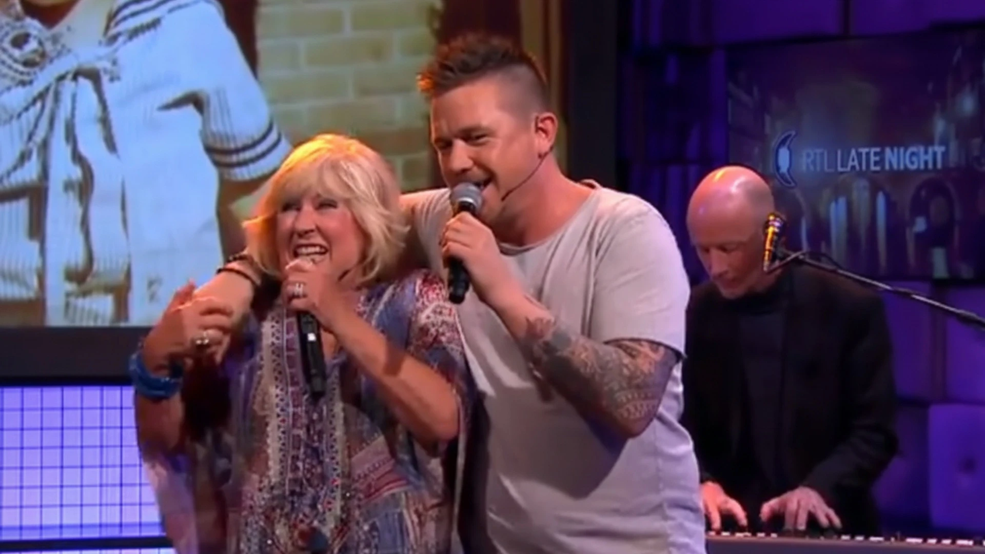 Johnny de Mol emotioneel over zijn moeder Willeke Alberti: &acute;Ze is algemeen bezit&acute;